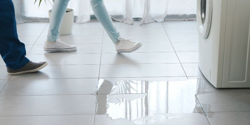 Máquina de Lavar Vazando Água Quando Enche em Cuiabá: Confira 6 Dicas